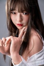 FUDOLL 166cm Eカップ 覃星悦（シンユーちゃん）ヘッド 韓国系少女な黒髪ロングの可愛さ フルシリコン製 リアル皮膚メイク付き - 画像 (4)